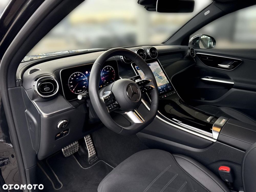 Mercedes-Benz GLC - 11