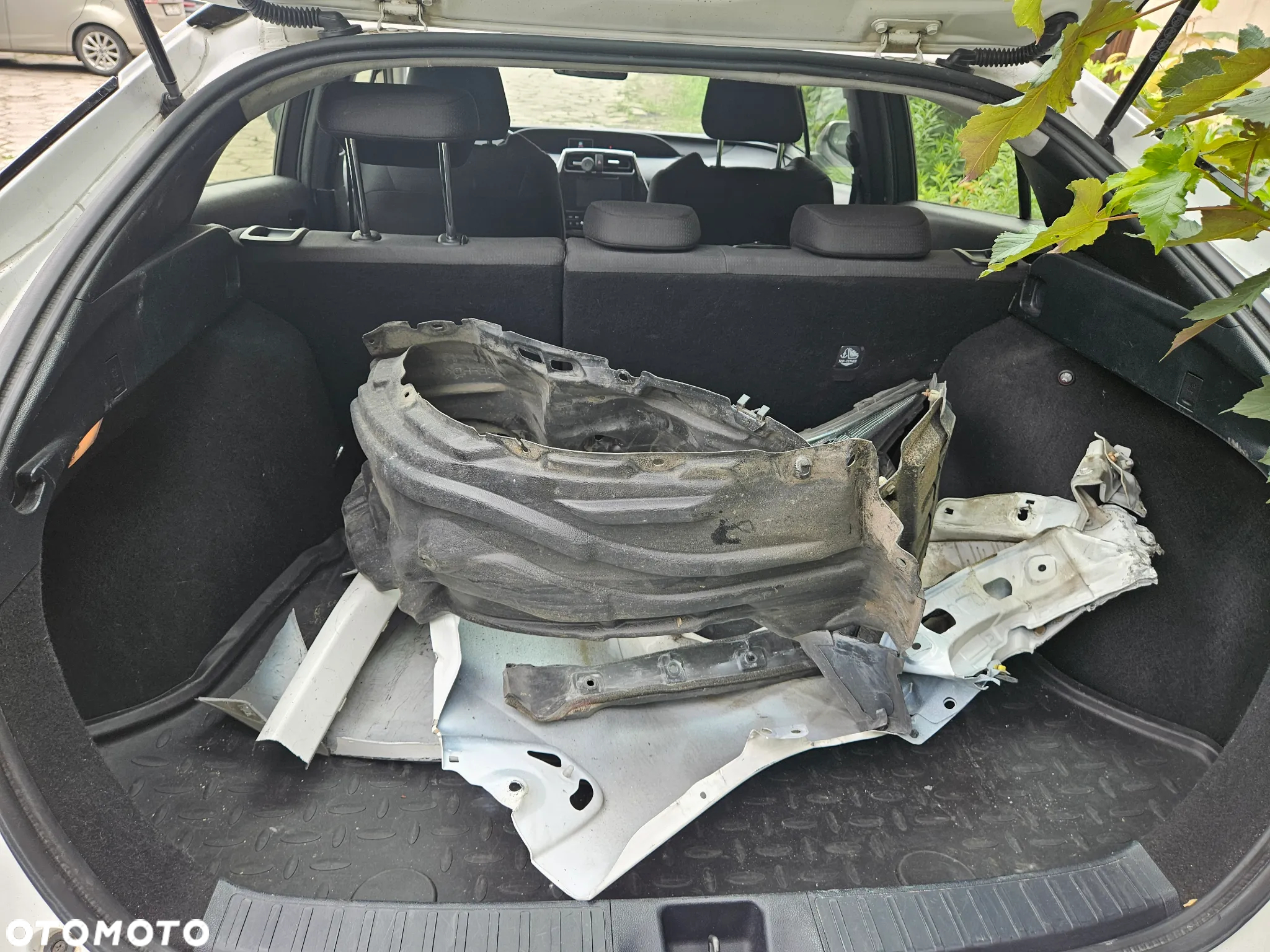 Toyota Prius 1.8 Hybrid Comfort - 6