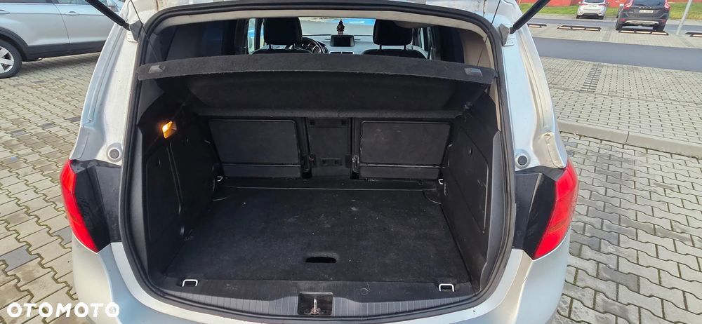 Opel Meriva - 9
