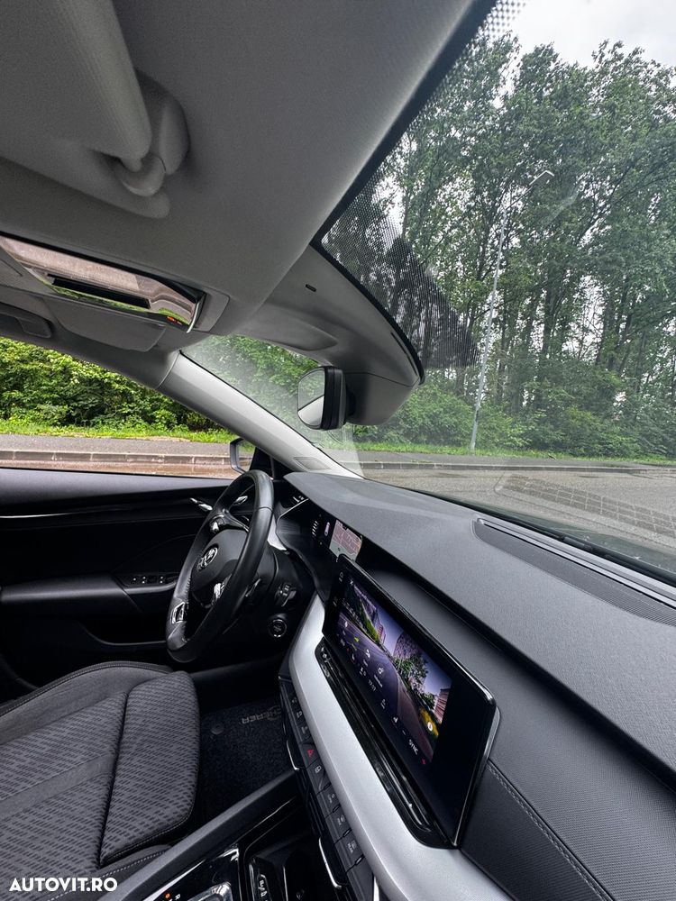 Skoda Octavia 2.0 TDI DSG Clever - 28