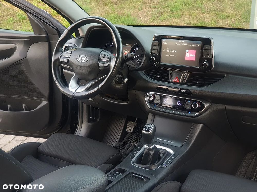 Hyundai i30 1.4 T-GDI Premiere Style - 22
