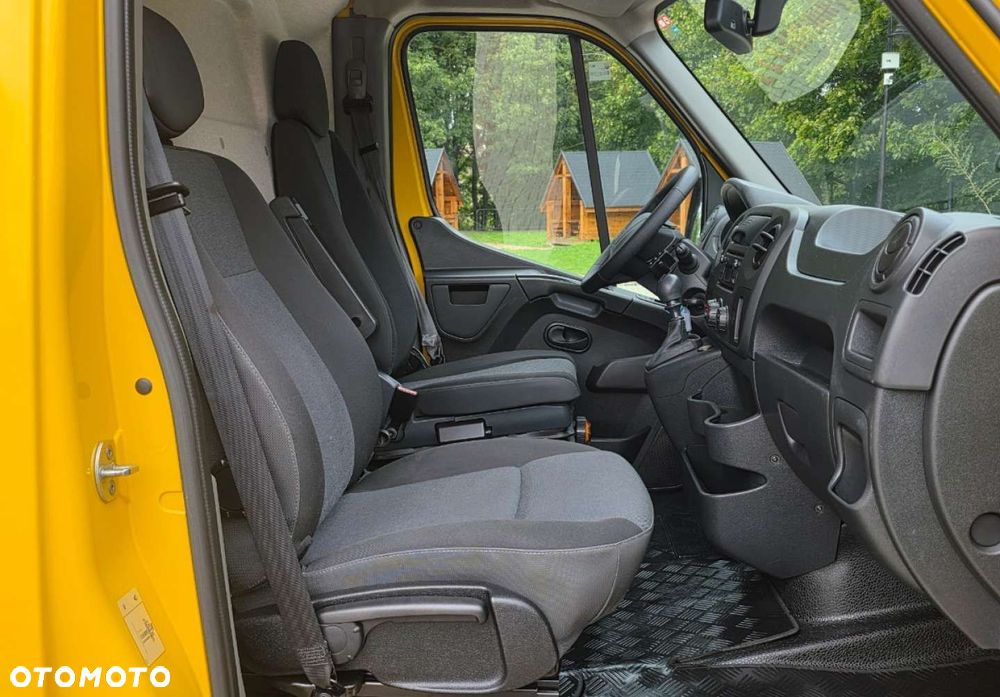 Renault Master - 18