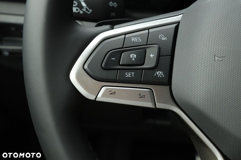 Volkswagen T-Cross - 21