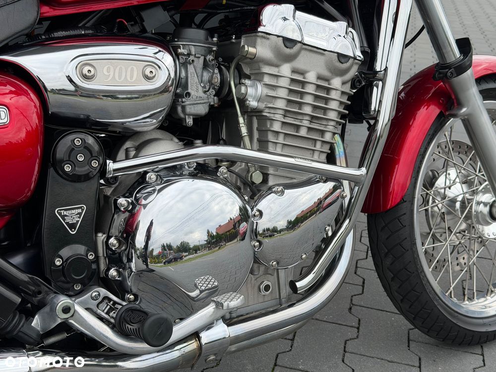 Triumph Thunderbird - 15