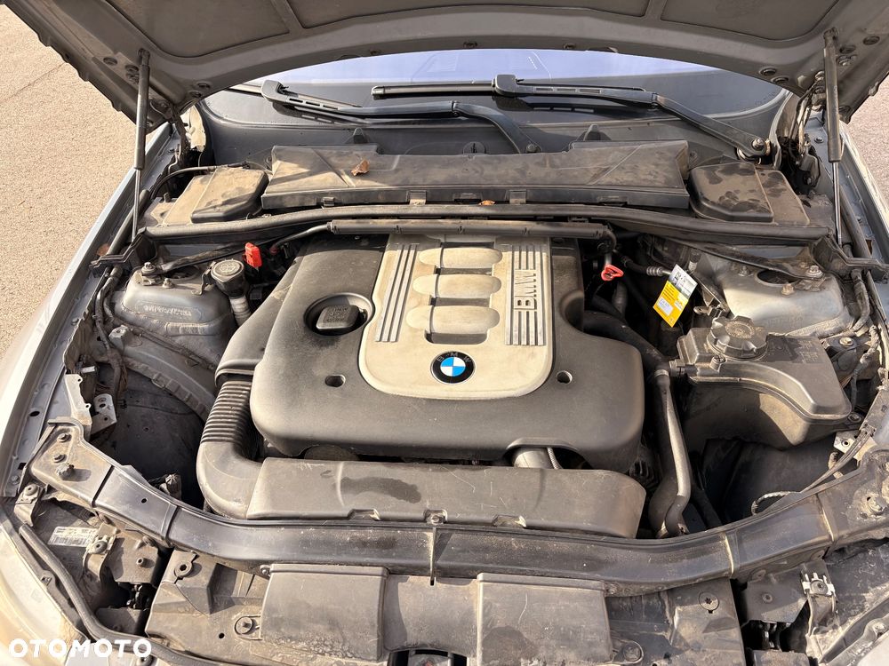 BMW Seria 3 325d - 10