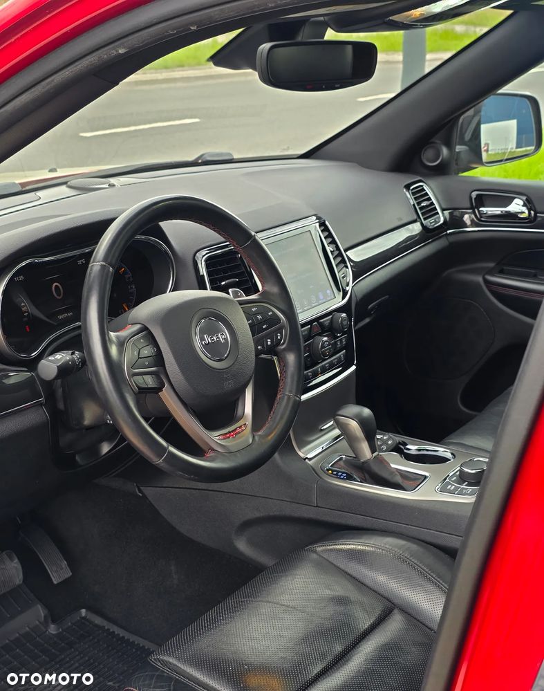 Jeep Grand Cherokee - 18