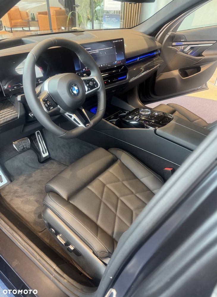 BMW Seria 5 520d mHEV - 10