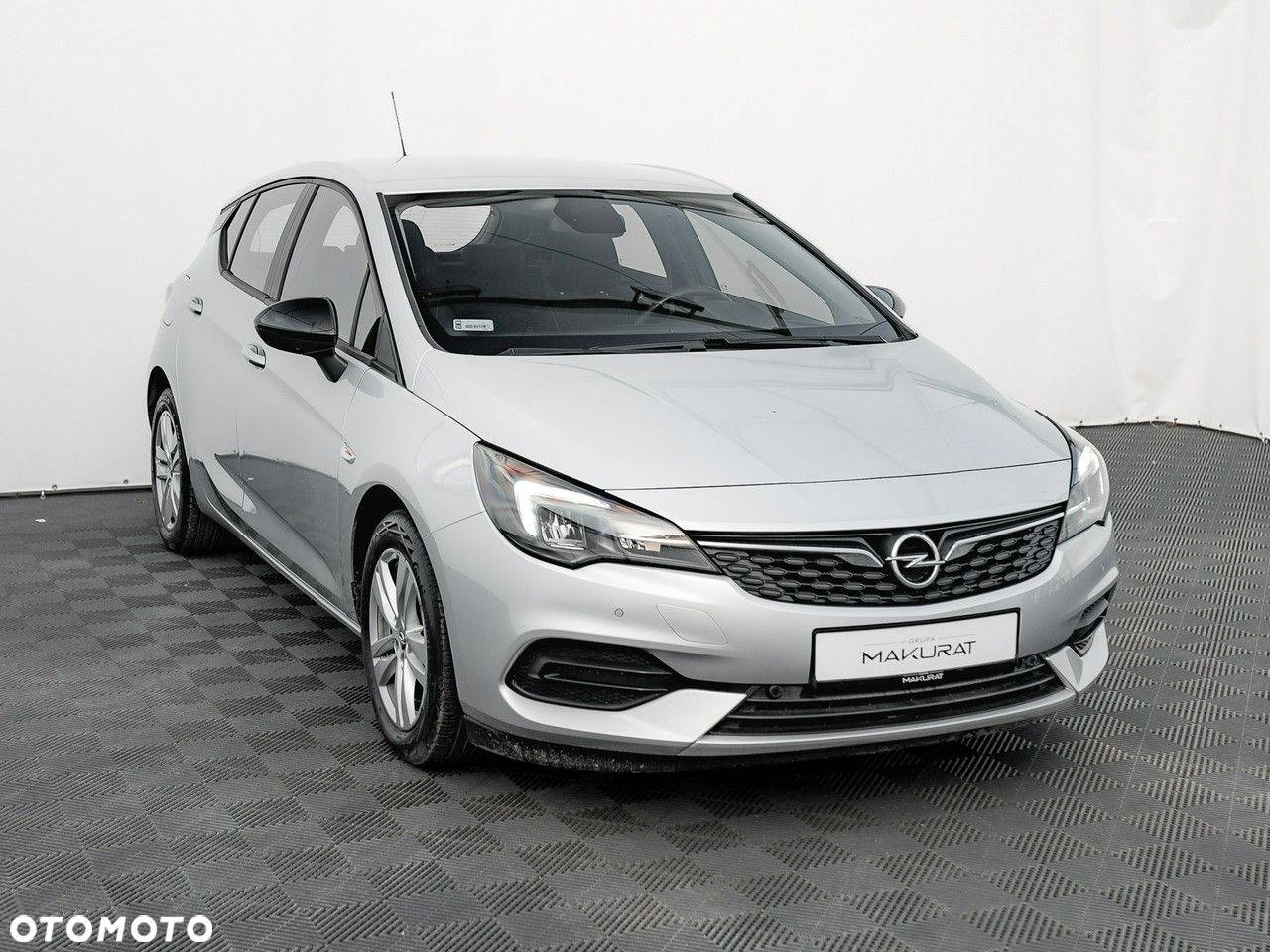 Opel Astra V 1.2 T Edition S&S - 4