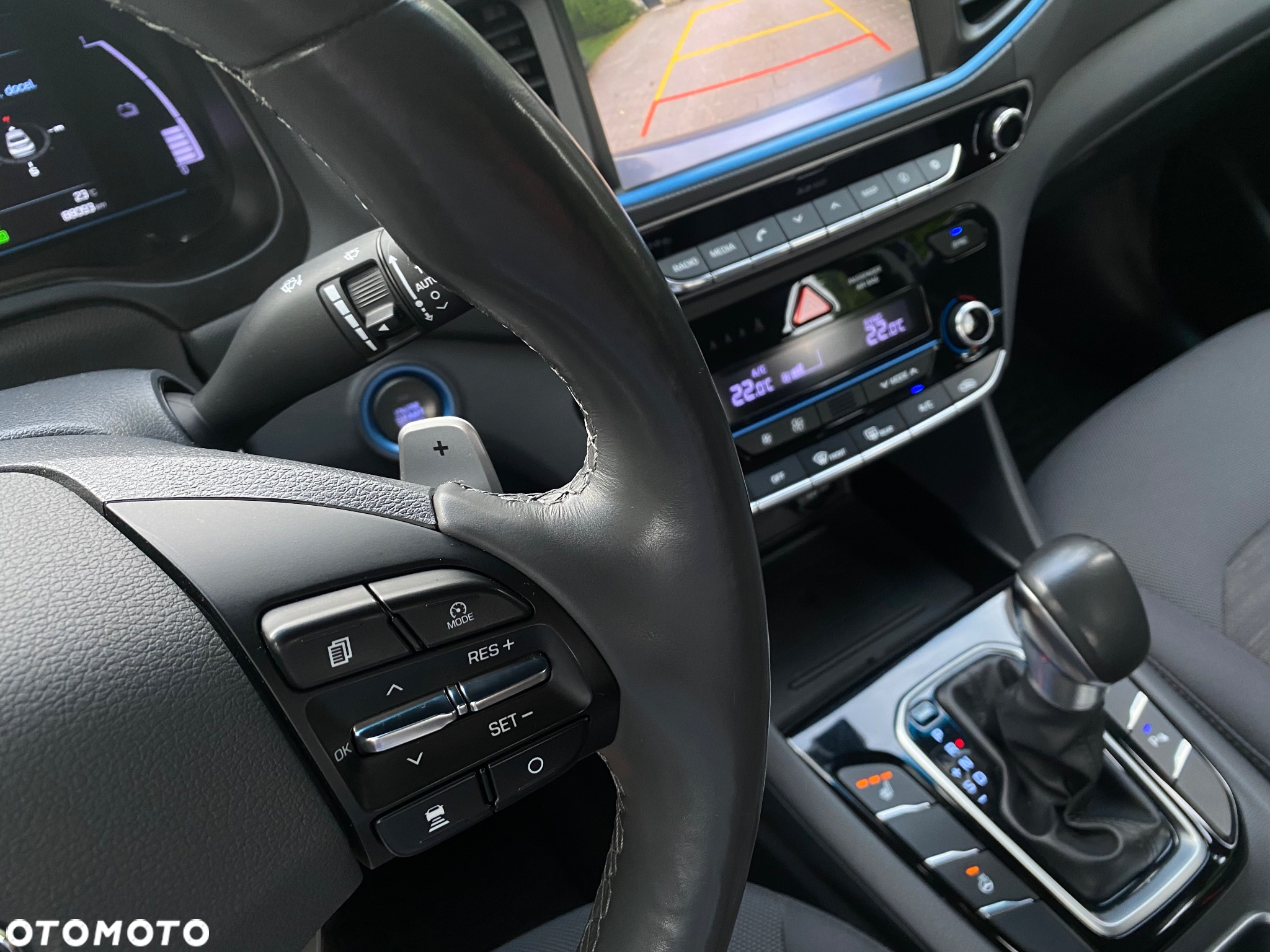 Hyundai IONIQ hybrid Premium - 11