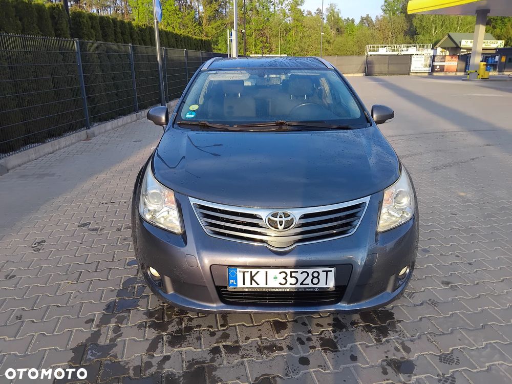 Toyota Avensis 1.8 Sol - 1