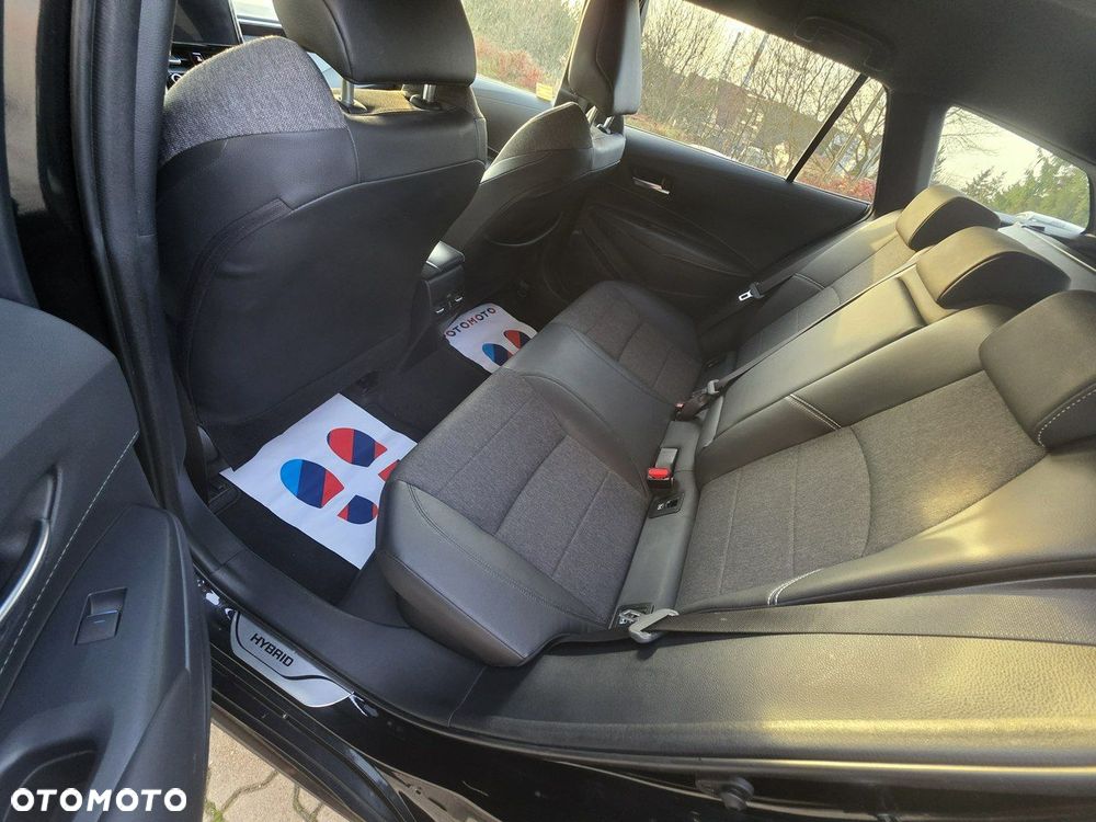 Toyota Corolla 1.8 Hybrid Executive - 8