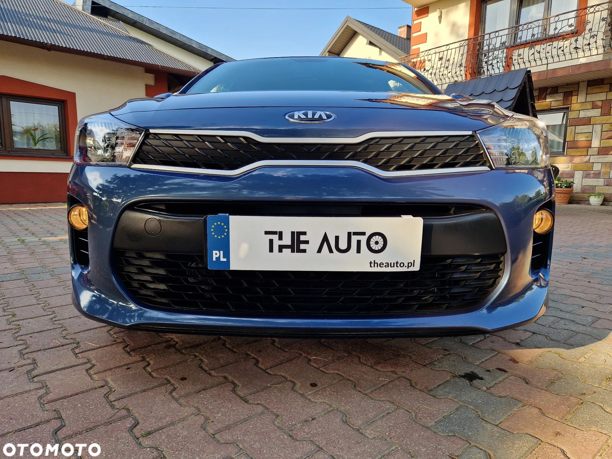 Kia Rio 1.2 L - 1