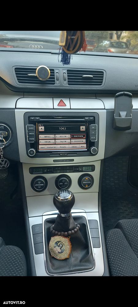 Volkswagen Passat - 7
