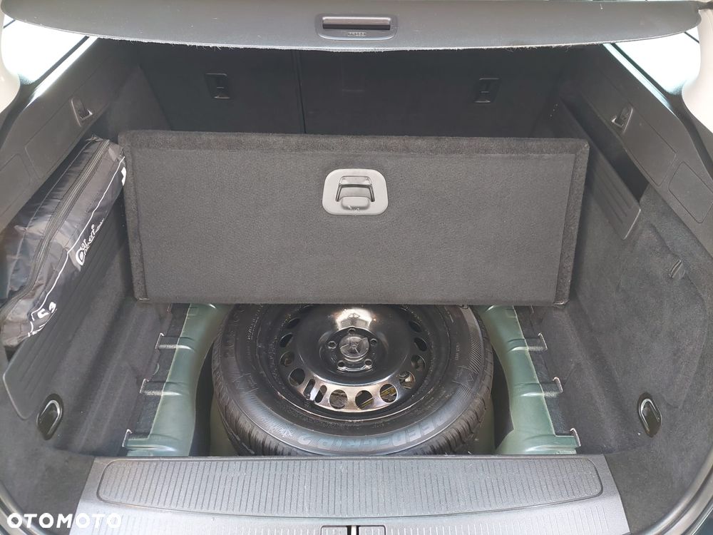 Opel Astra 1.4 Turbo Exklusiv - 30