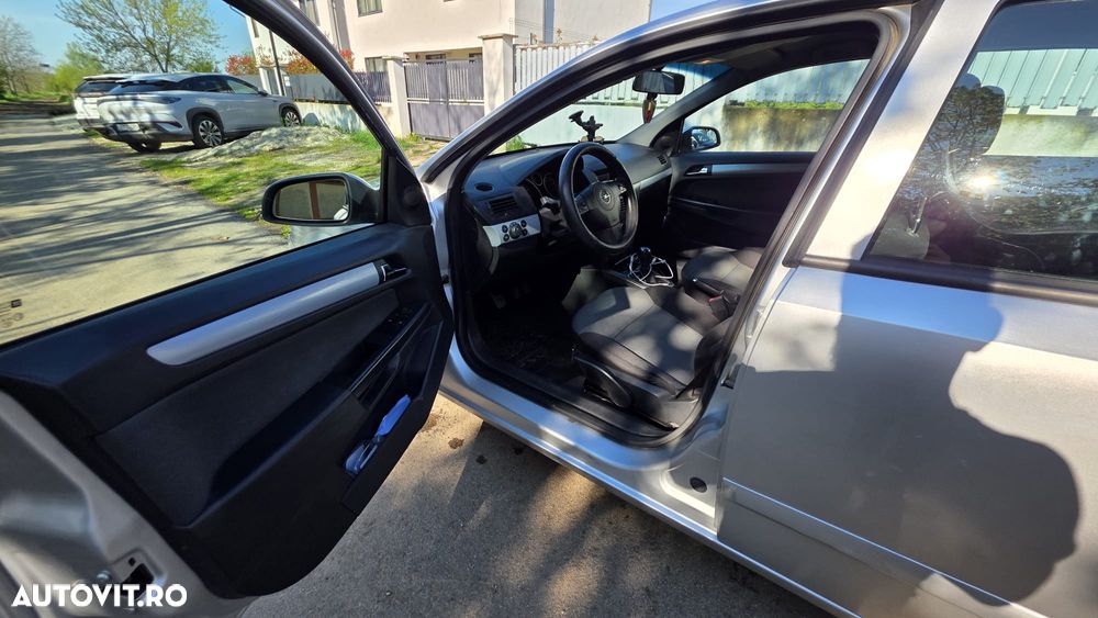 Opel Astra Classic 1.4i - 4