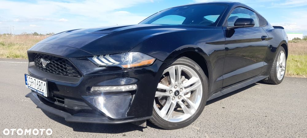 Ford Mustang - 24