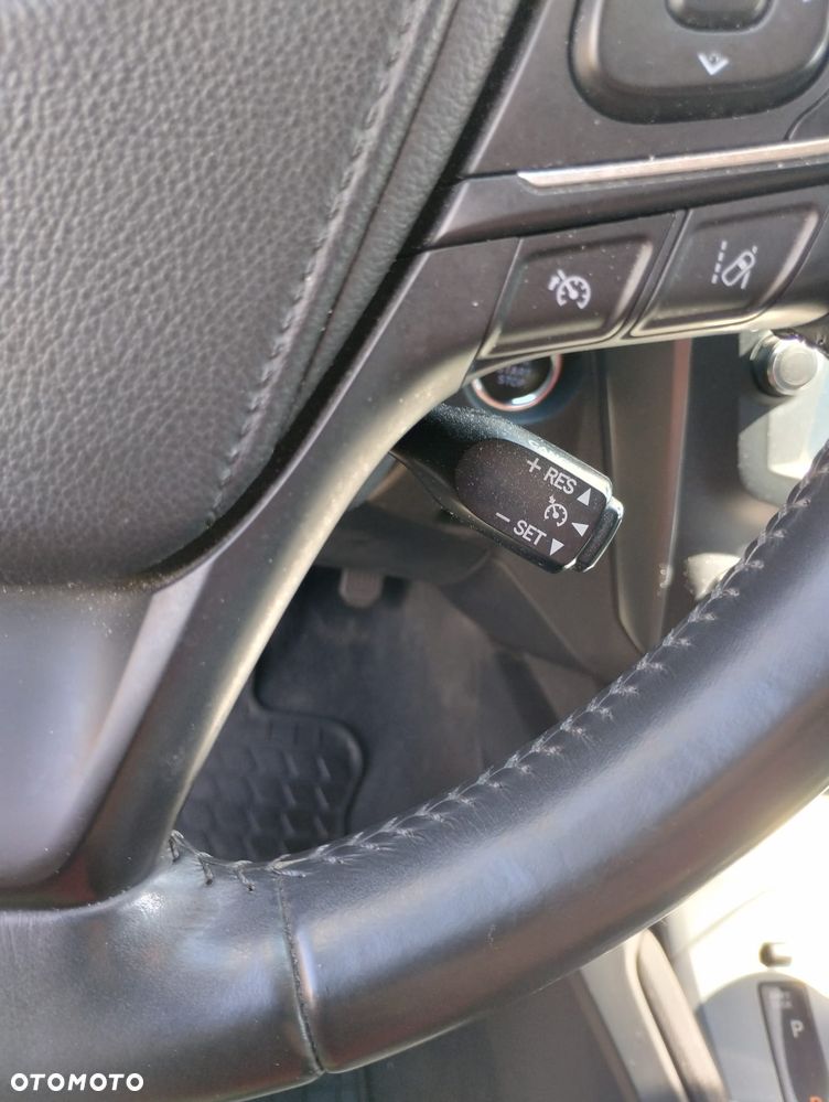 Toyota Avensis 2.0 Premium MS - 5