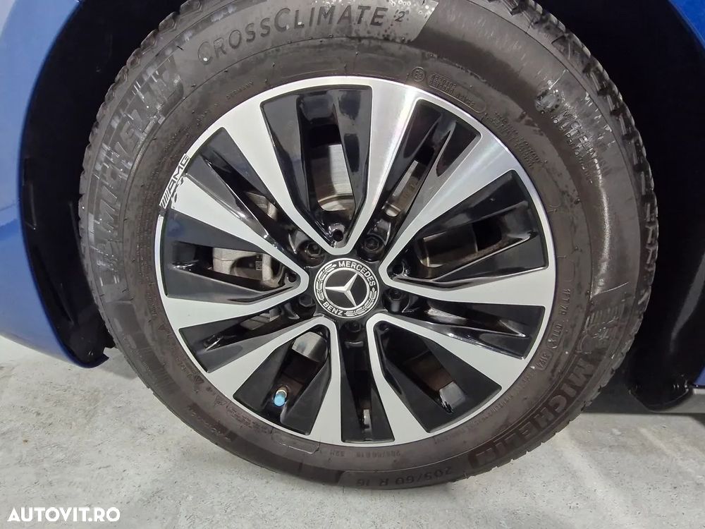 Mercedes-Benz A 200 - 4