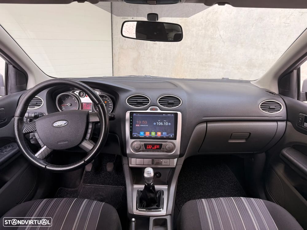 Ford Focus 1.6 Trend - 17
