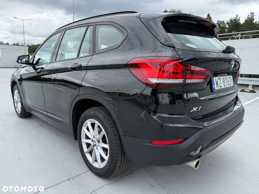 BMW X1 sDrive18i Advantage - 4