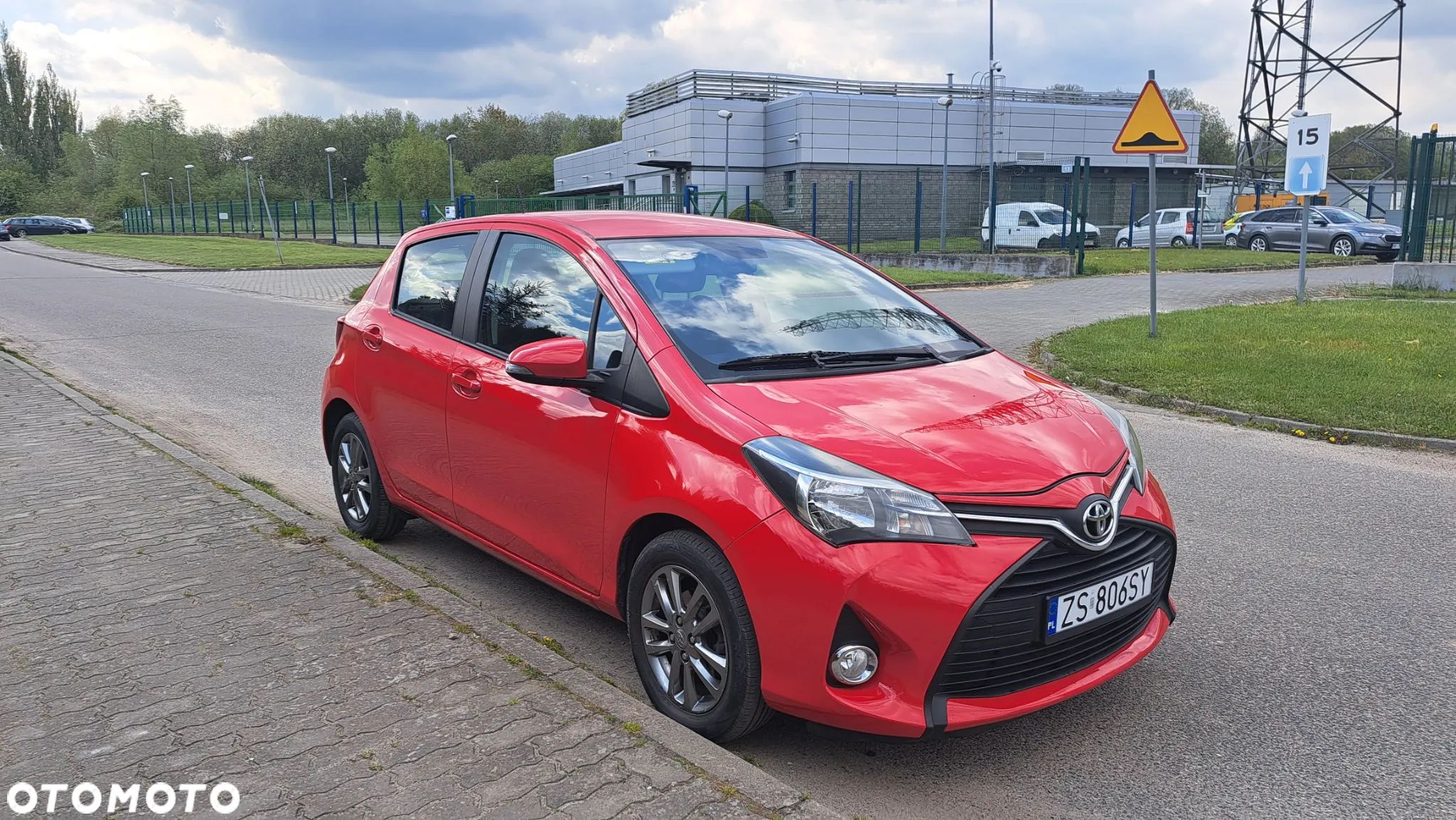 Toyota Yaris 1.0 Active - 1