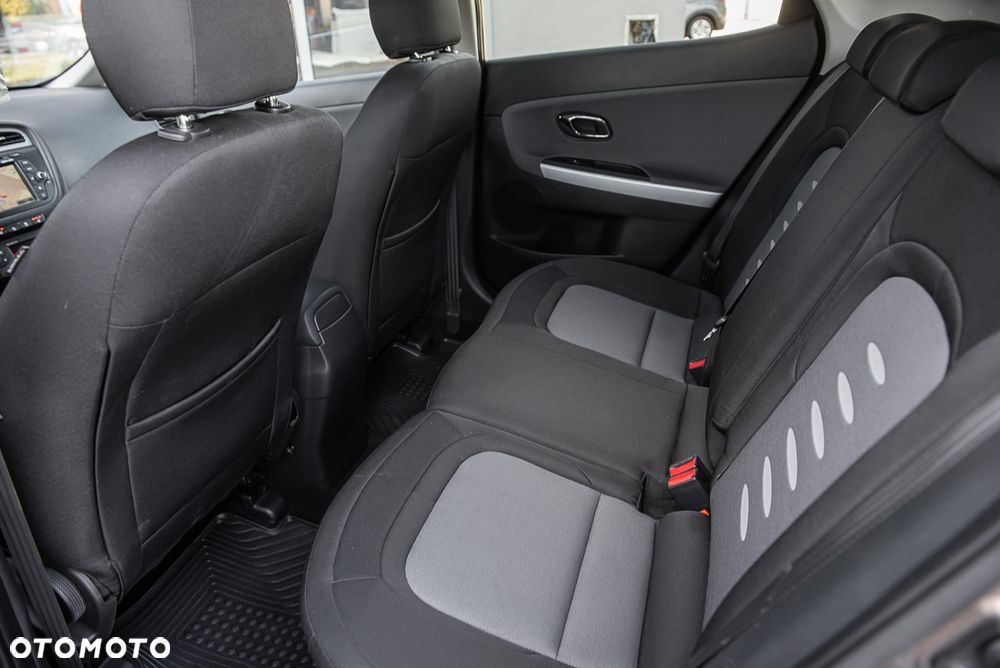Kia Ceed 1.6 GDI Platinum Edition - 24