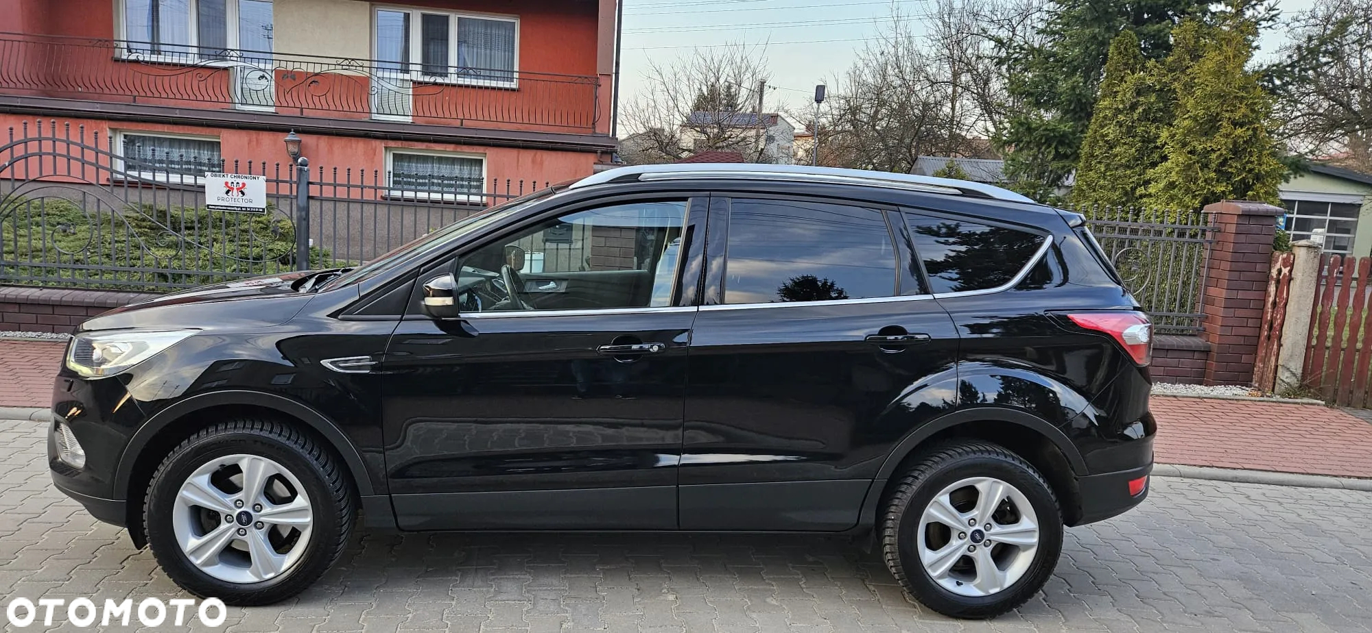 Ford Kuga 1.5 EcoBoost 2x4 Business Edition - 18