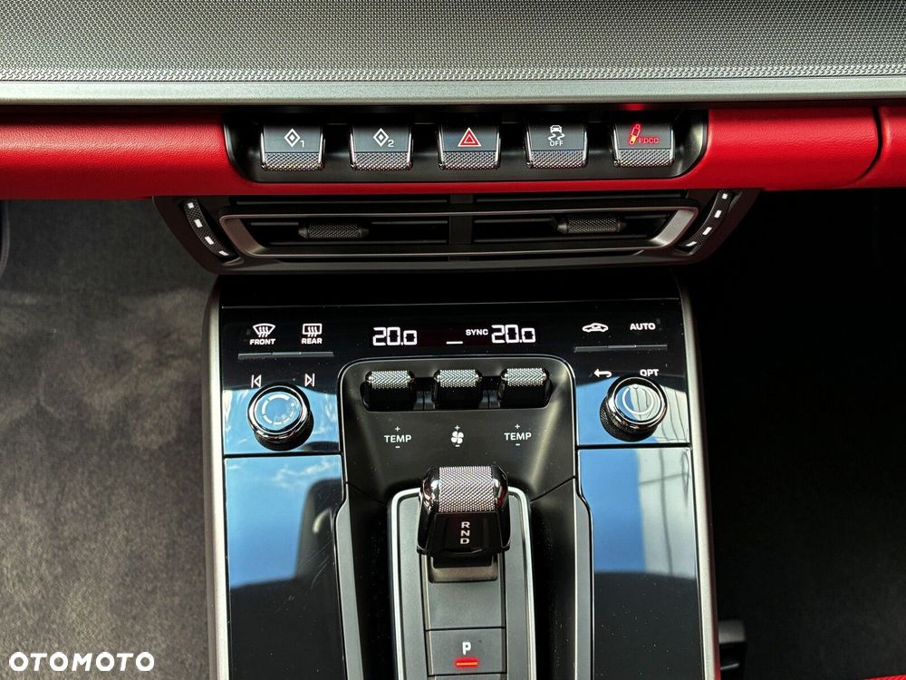 Porsche 911 - 33