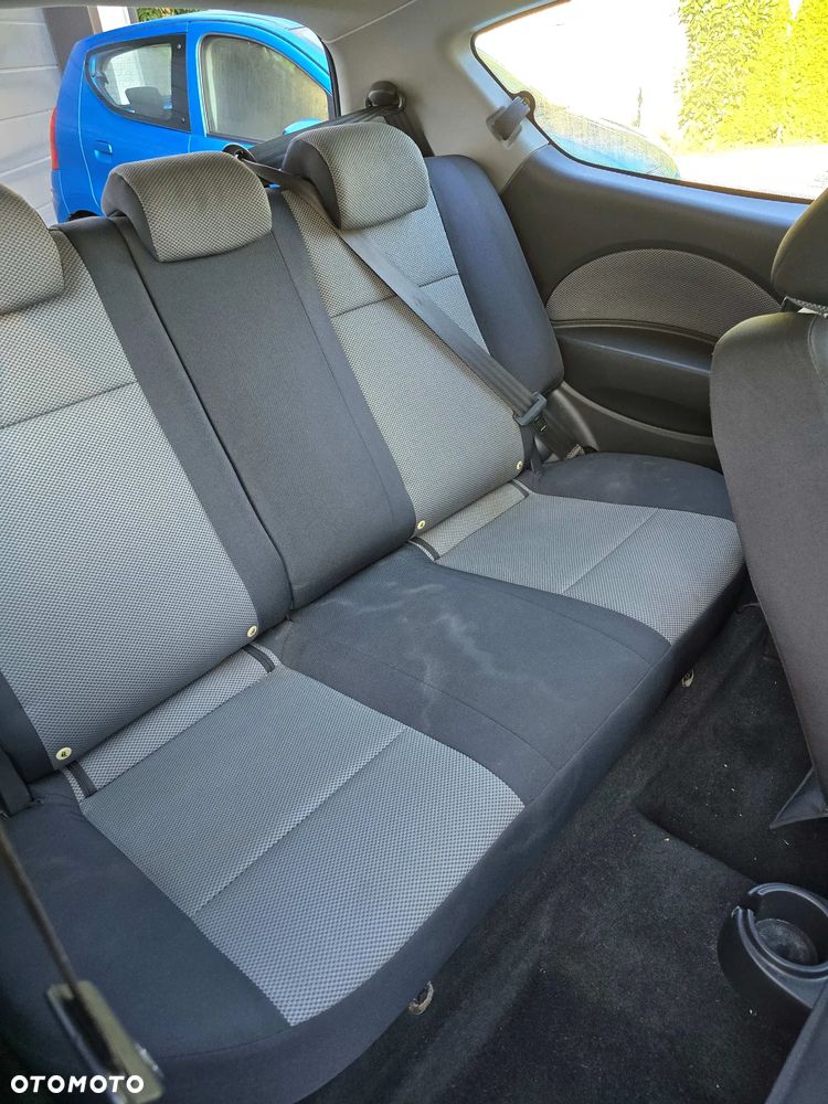 Chevrolet Aveo 1.2 LS - 6