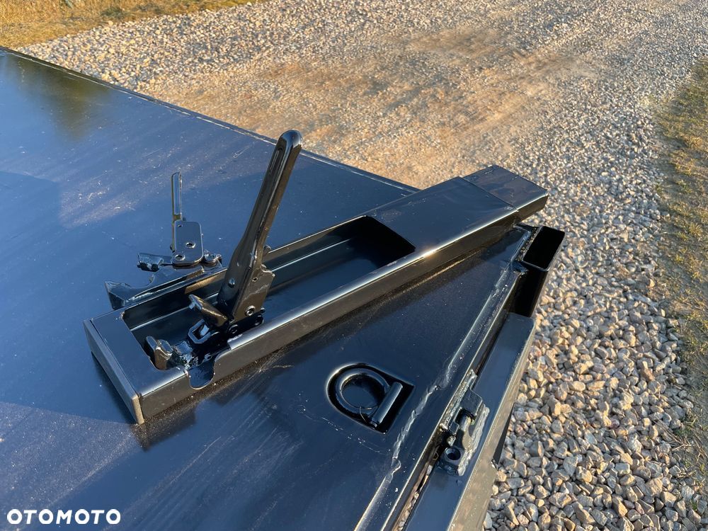 Nissan Cabstar NT400 - 25