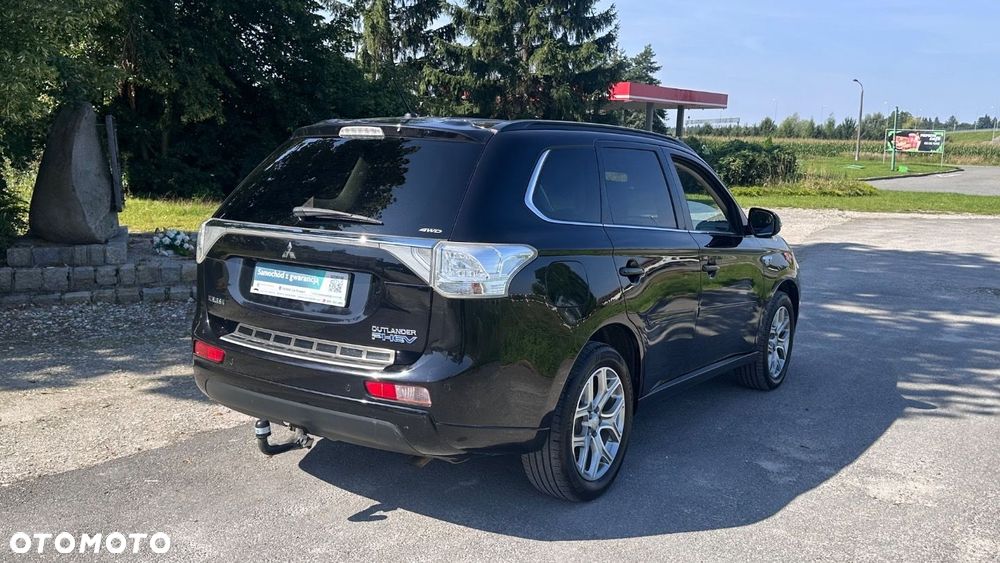 Mitsubishi Outlander - 37