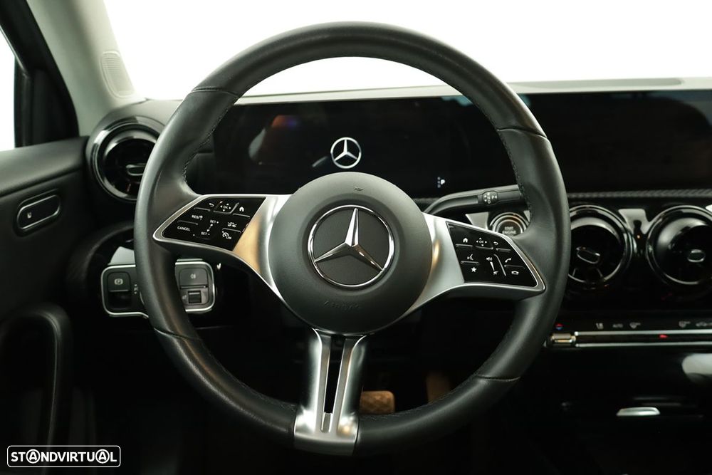 Mercedes-Benz A 200 Standard - 14