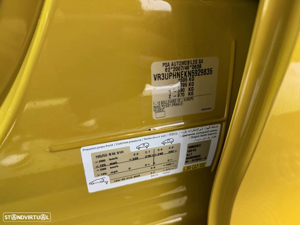 Peugeot 208 PureTech 100 Allure Pack - 17