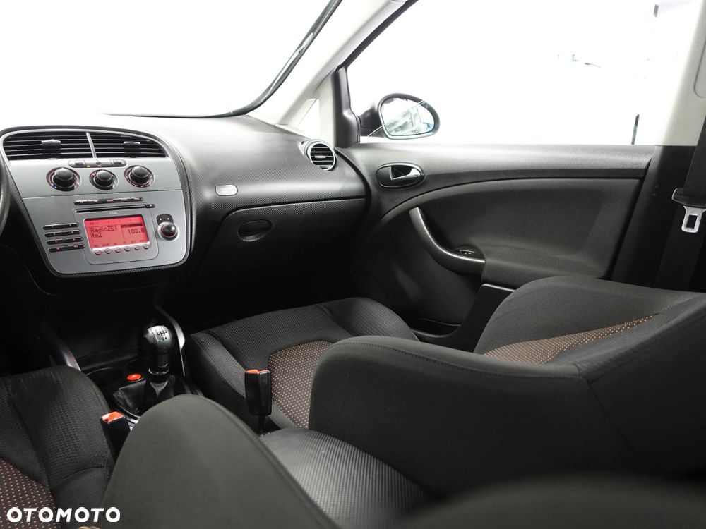 Seat Altea 1.6 Style - 33