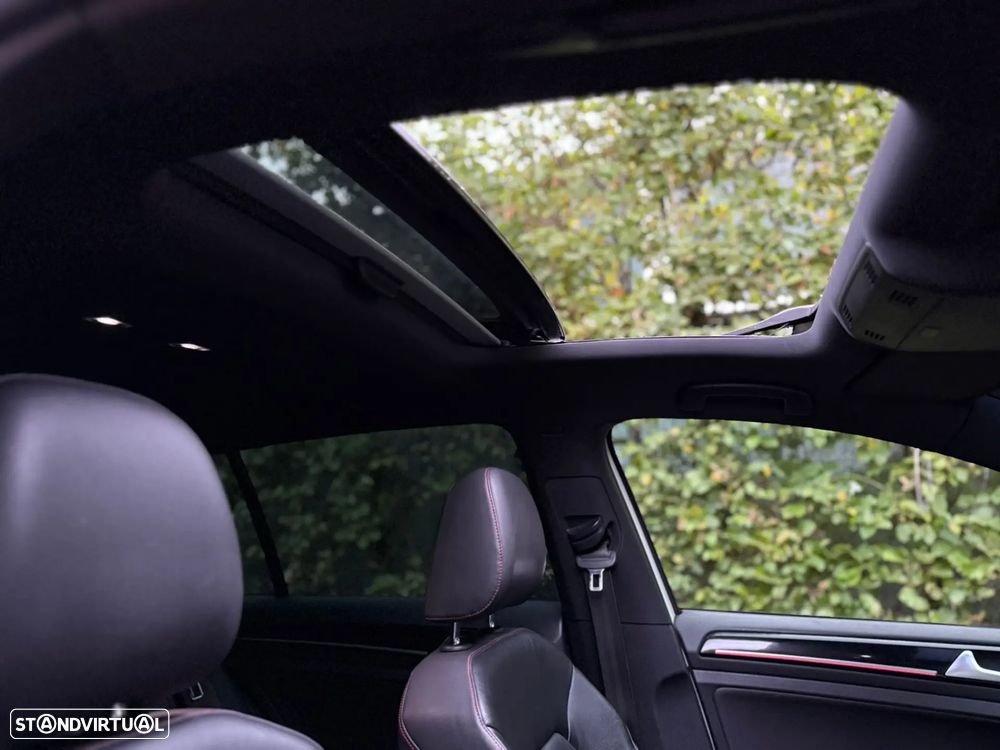 VW Golf 2.0 TSi GTi DSG Performance - 14