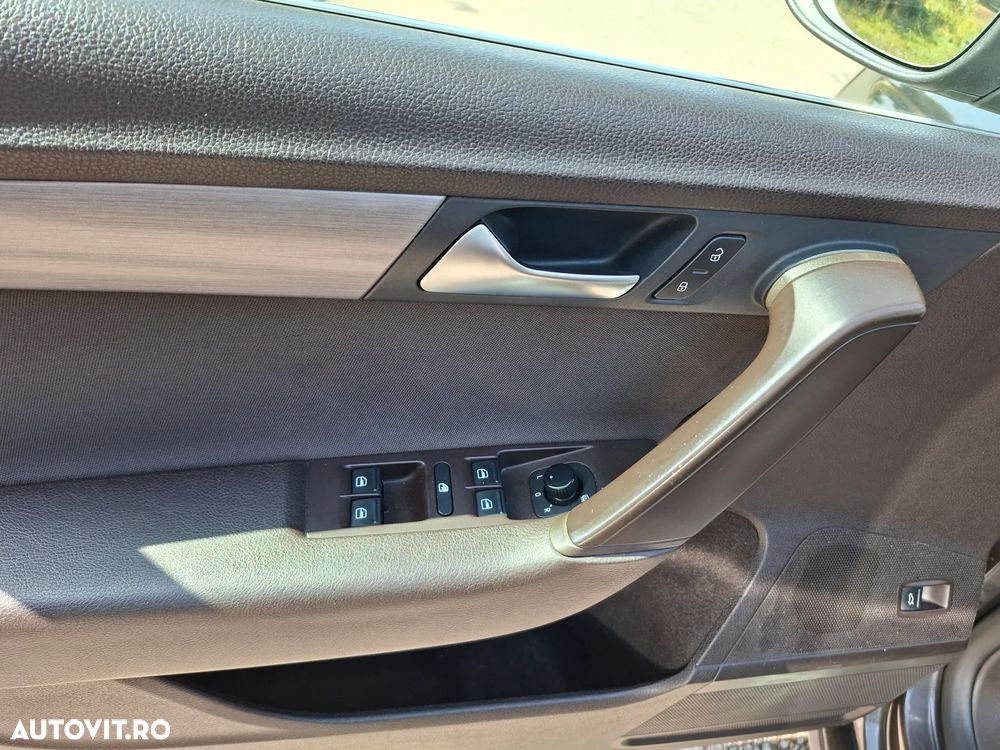 VOLKSWAGEN Passat 2012 — imagine 38