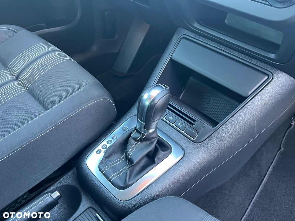 Volkswagen Golf Plus 1.6 TDI DPF DSG MATCH - 17