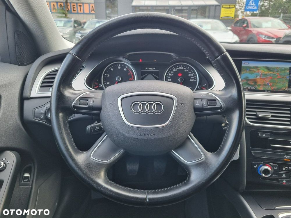 Audi A4 Limousine 1.8 TFSI S line Sportpaket - 16