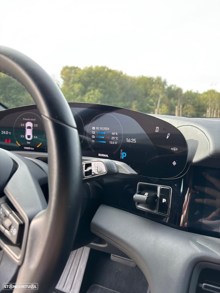 Porsche Taycan Standard - 14
