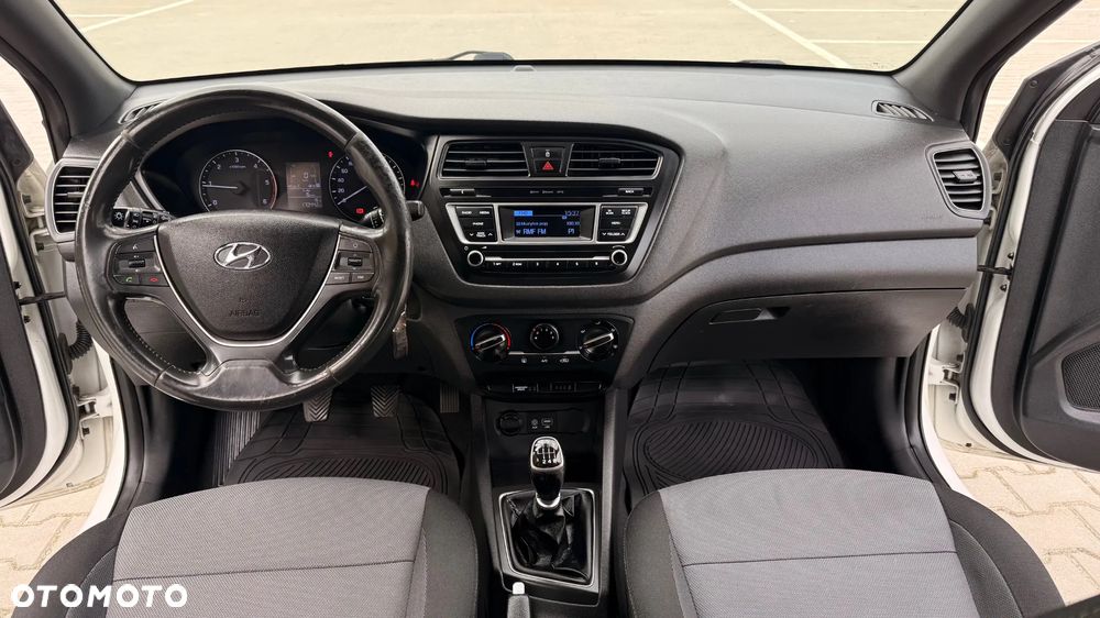 Hyundai i20 1.1 CRDi Fresh - 7