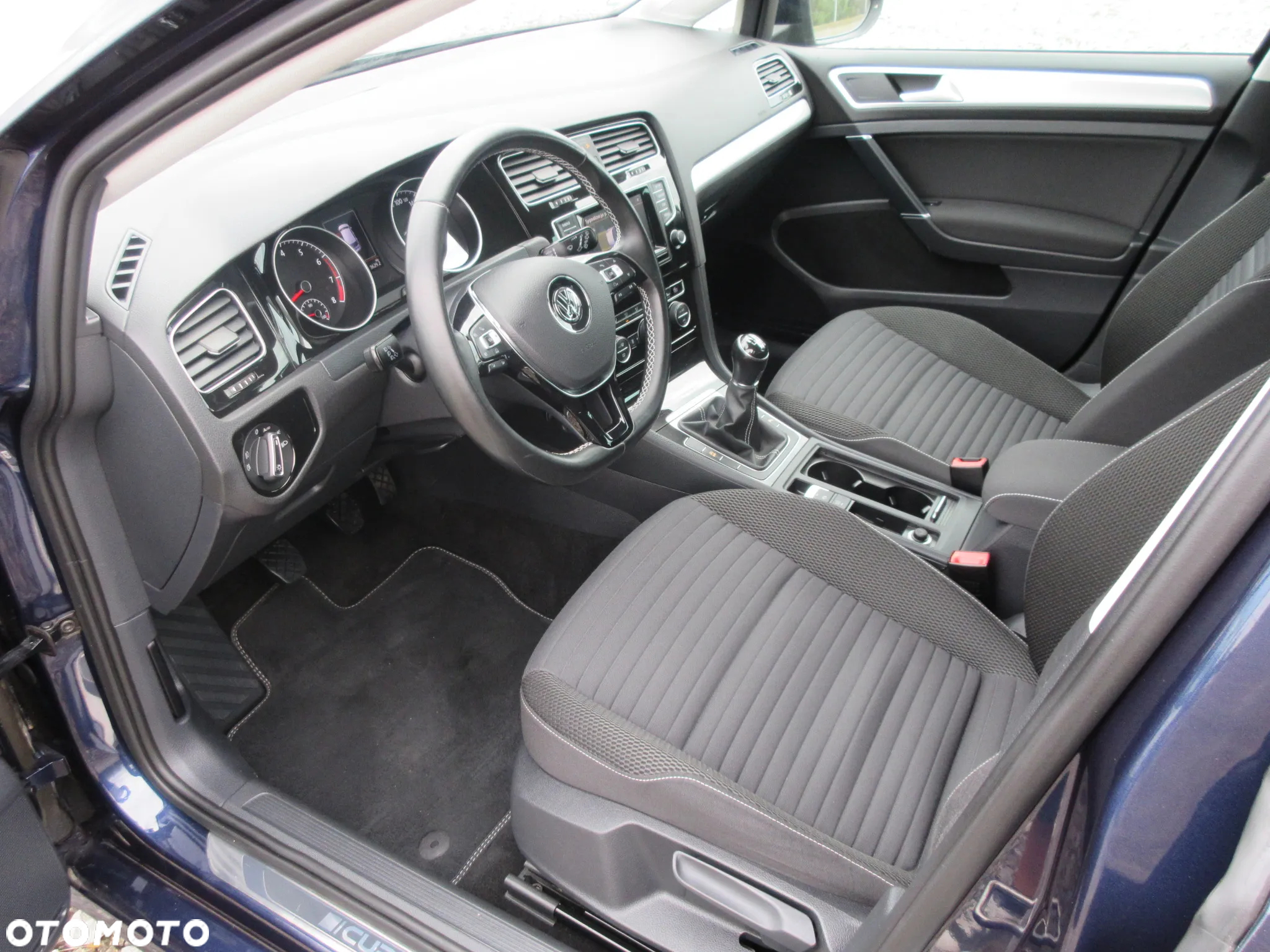 Volkswagen Golf 1.2 TSI BlueMotion Technology Cup - 8
