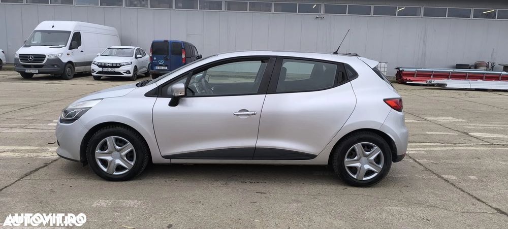 Renault Clio 1.5 dCi Life - 5