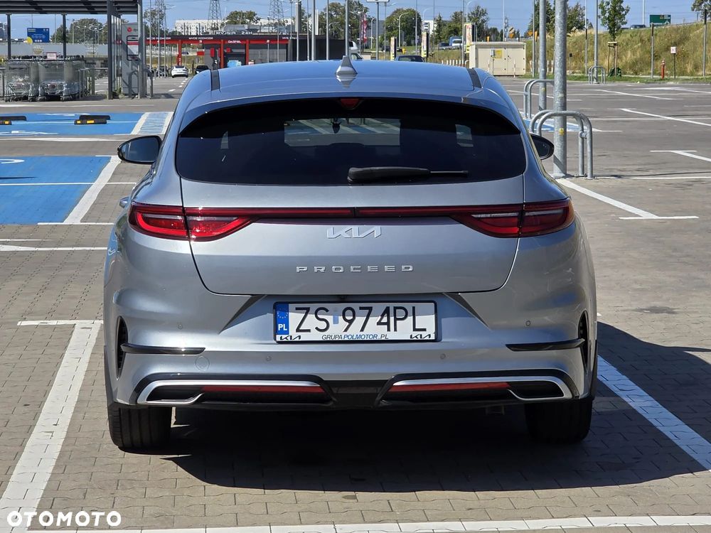 Kia ProCeed - 8