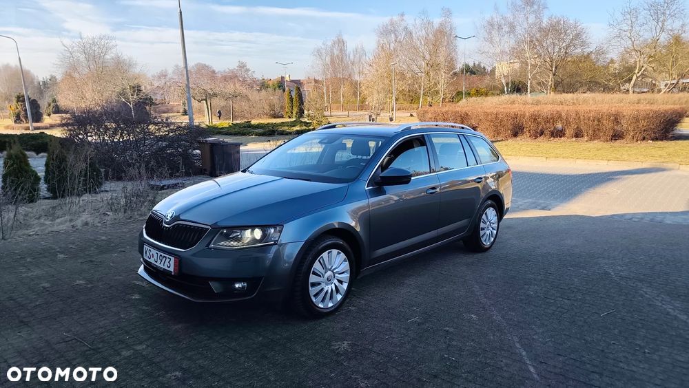 Skoda Octavia 2.0 TDI DSG Ambition - 39