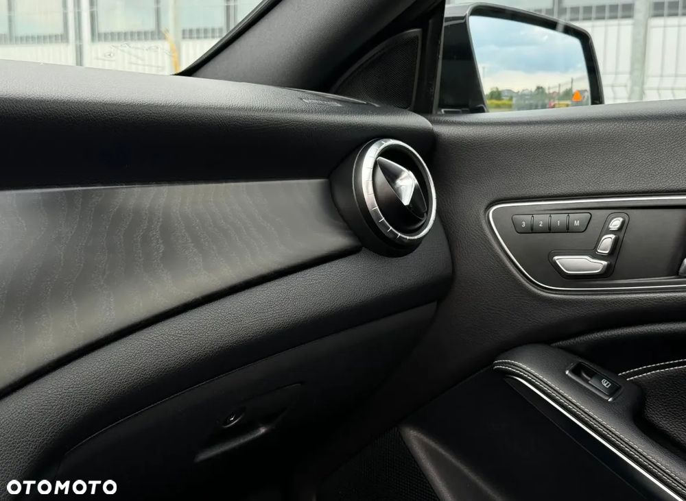Mercedes-Benz CLA 250 4-Matic AMG Line - 25