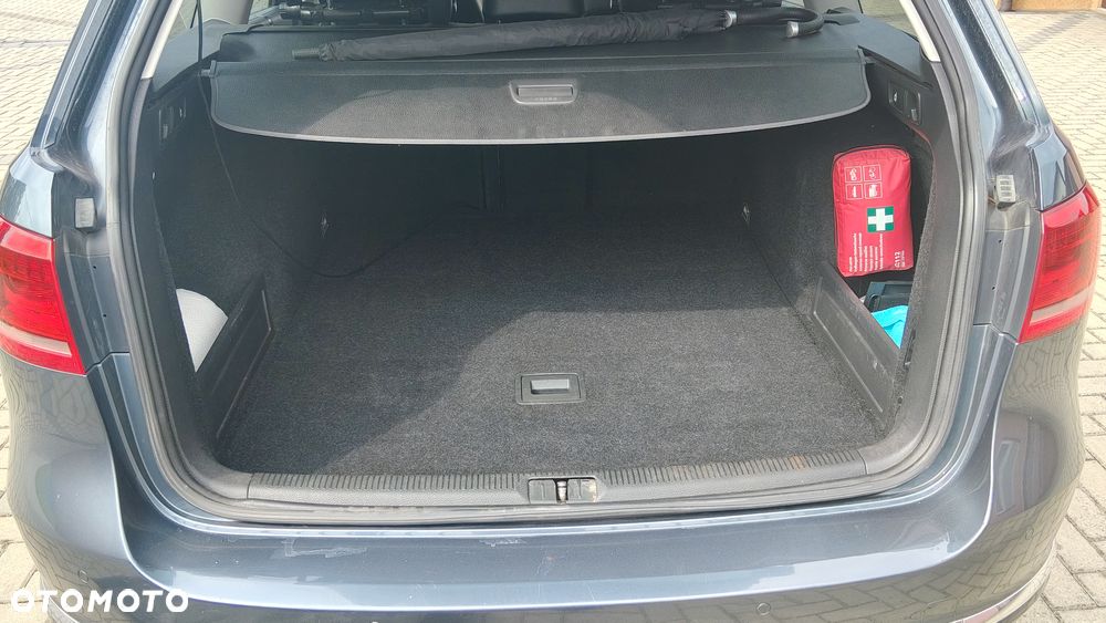 Volkswagen Passat 2.0 Blue TDI SCR Highline - 8