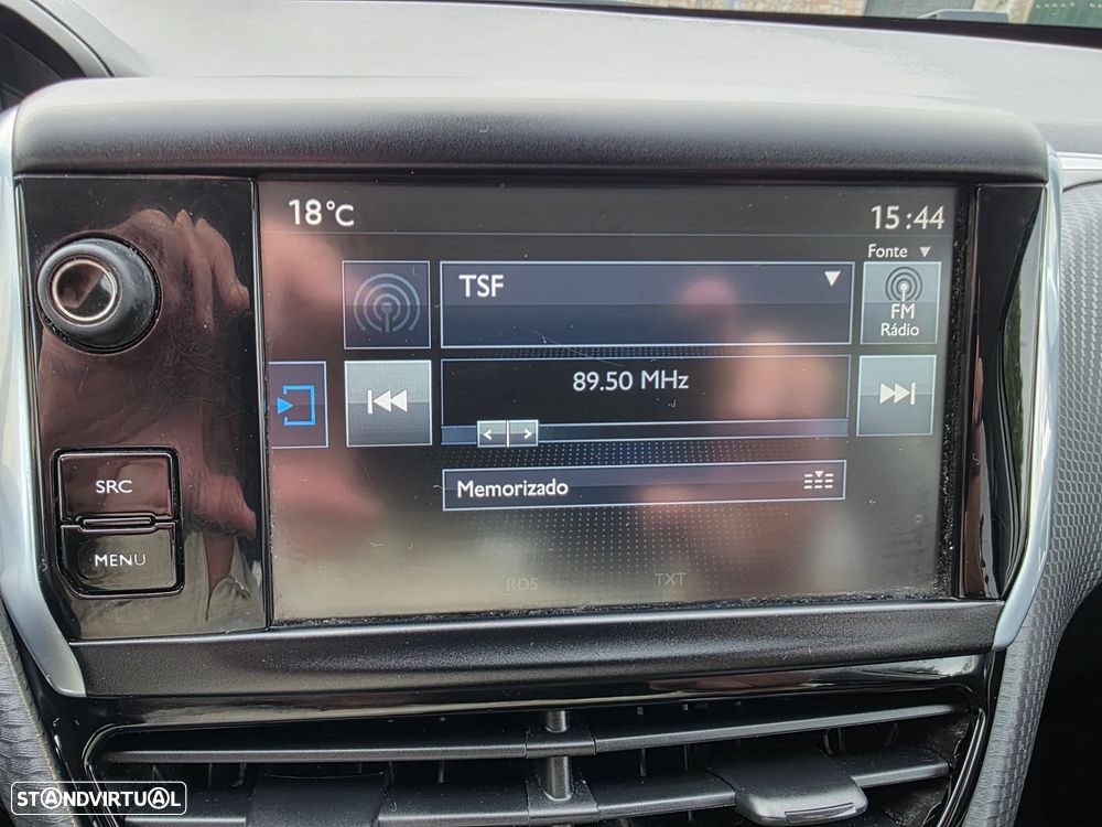 Peugeot 2008 1.2 PureTech Style - 26