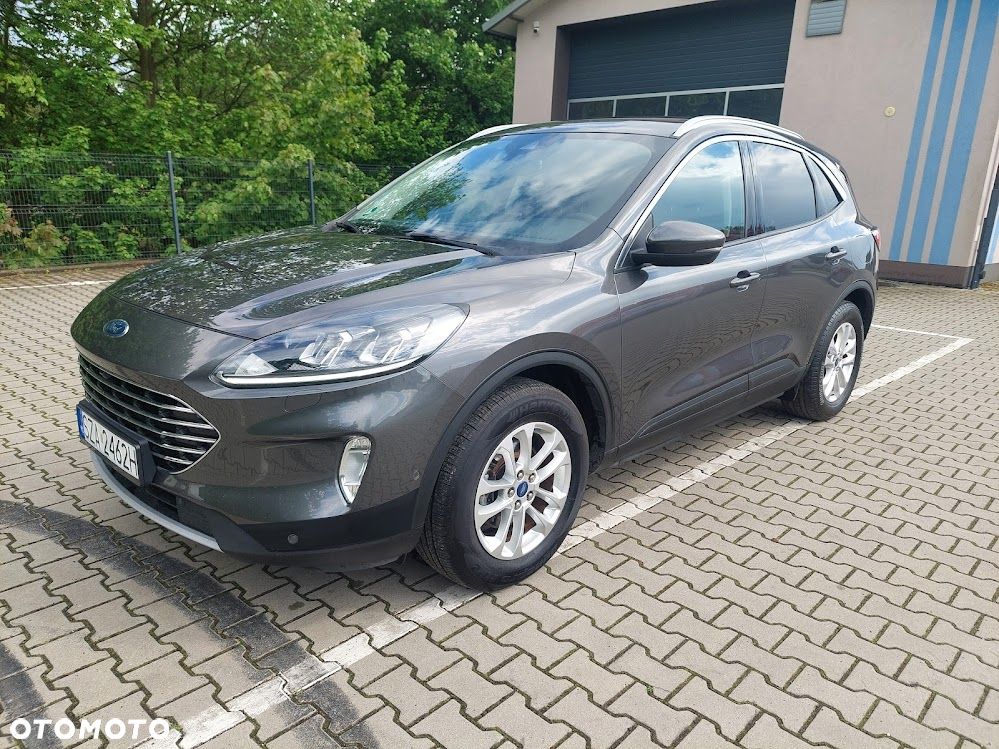 Ford Kuga - 1