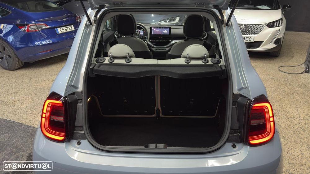 Fiat 500e La Prima - 19