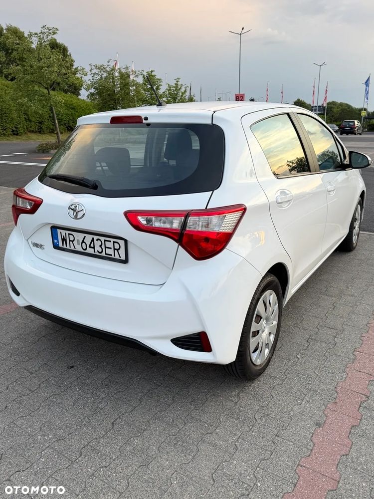 Toyota Yaris 1.0 VVT-i - 6